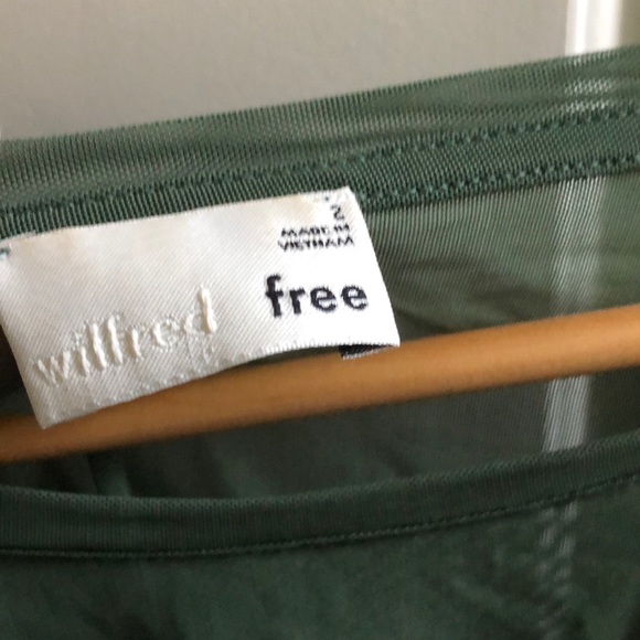 Aritzia long sleeve mesh - Picture 2 of 2